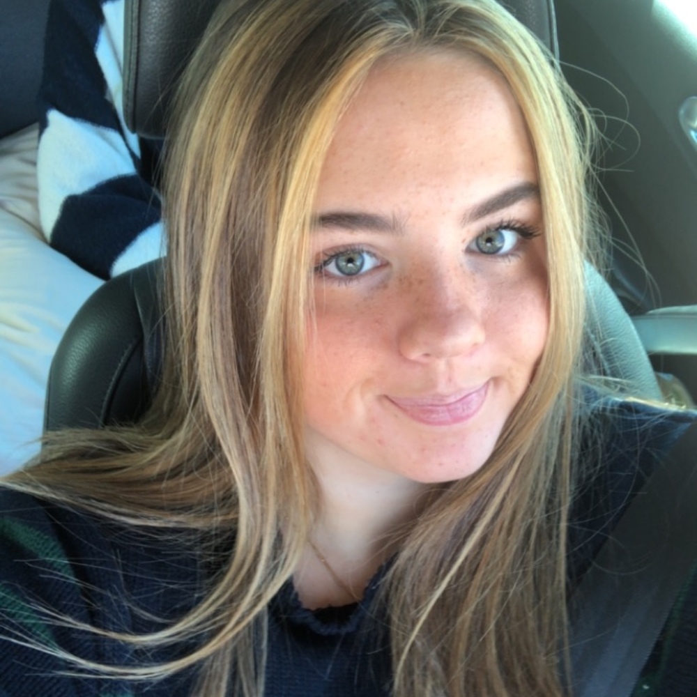 Meet your Posher, Abbie